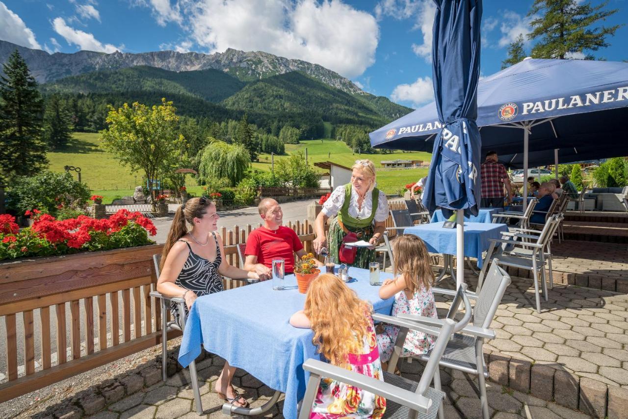 Hotel-Restaurant Forellenhof Puchberg am Schneeberg Exterior foto