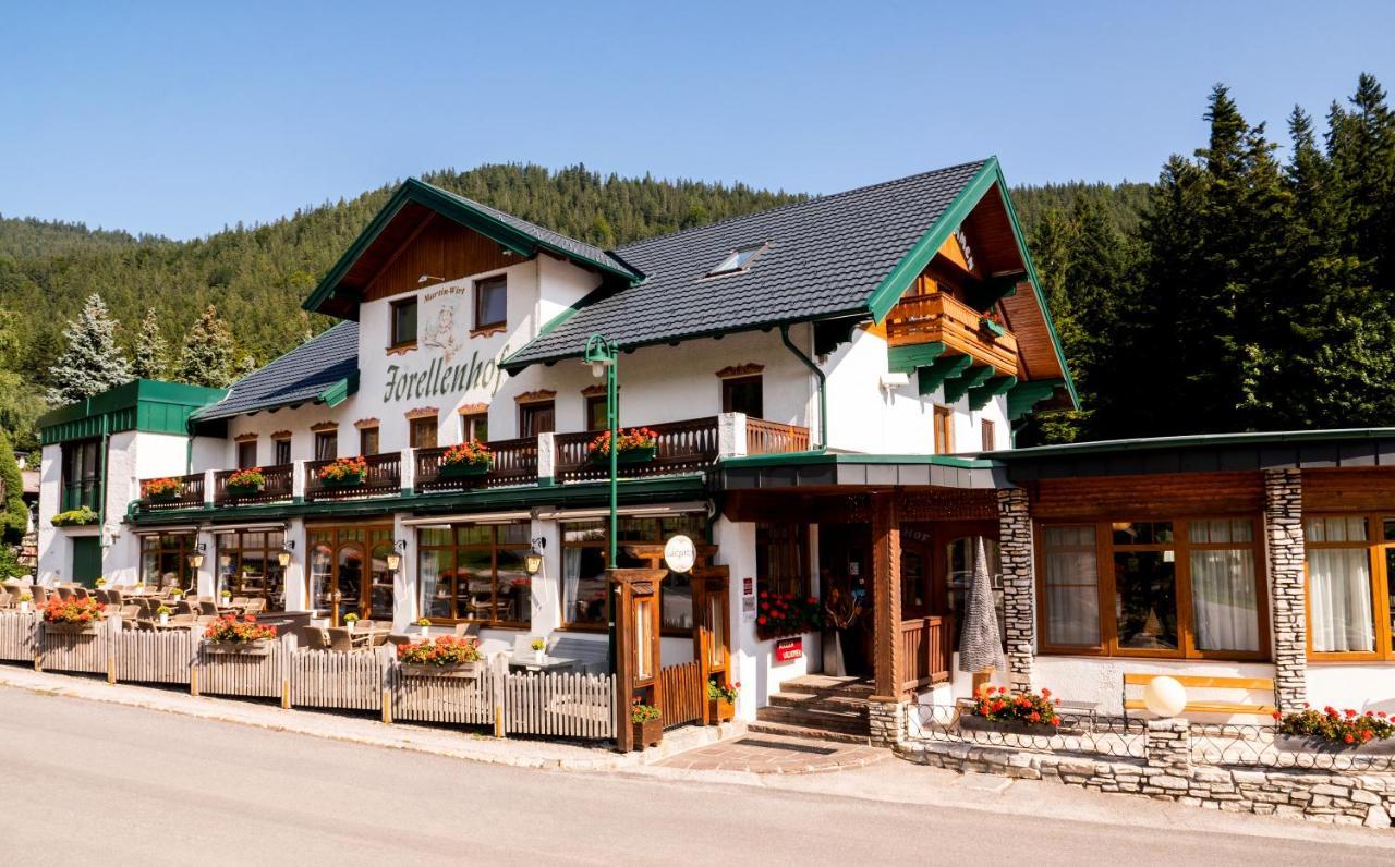 Hotel-Restaurant Forellenhof Puchberg am Schneeberg Exterior foto